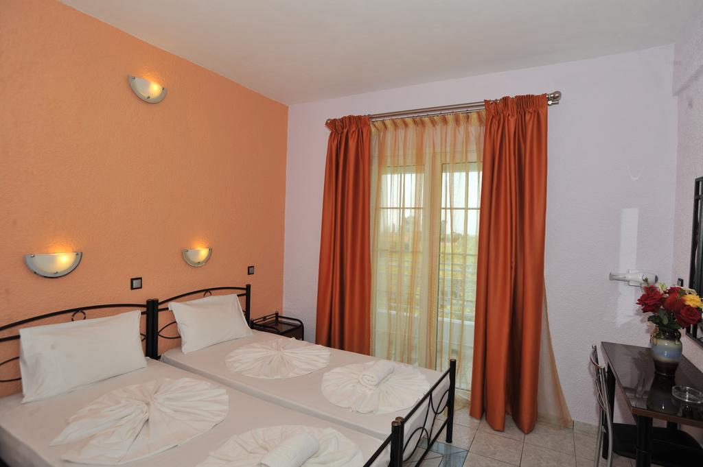 Εvelin Hotel Πυθαγόρειο Δωμάτιο φωτογραφία