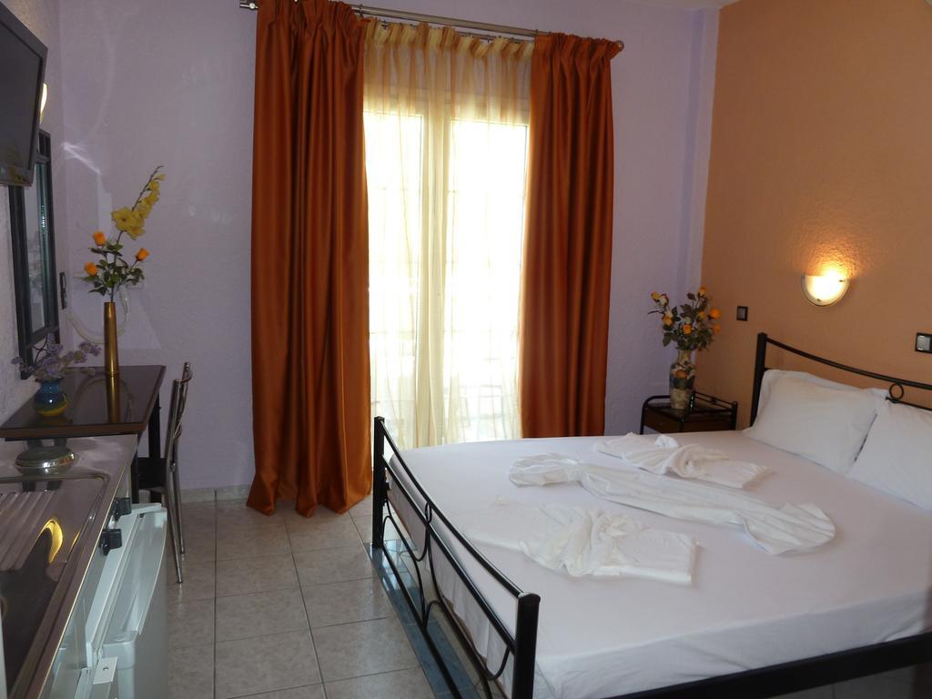 Εvelin Hotel Πυθαγόρειο Εξωτερικό φωτογραφία
