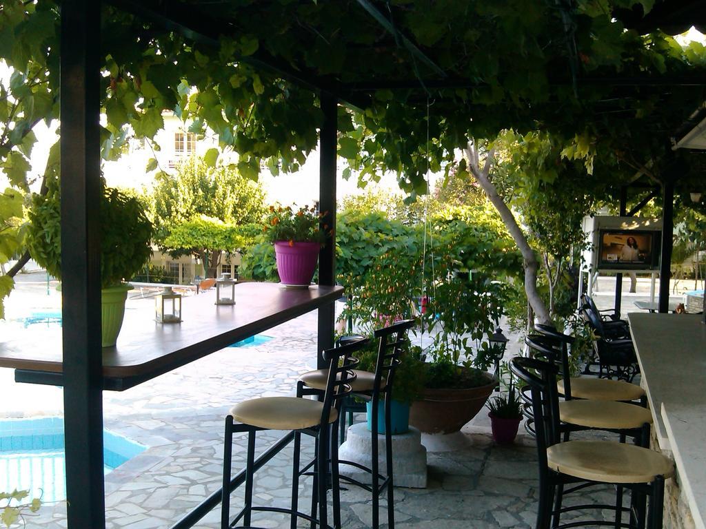 Εvelin Hotel Πυθαγόρειο Εξωτερικό φωτογραφία